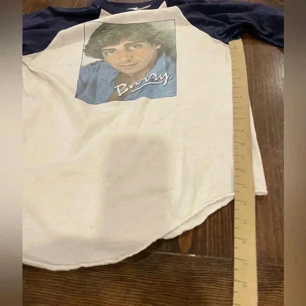 Rare 80’s Barry  Manilow Concert T-Shirt - ORIGINAL RARE - Picture 7 of 8